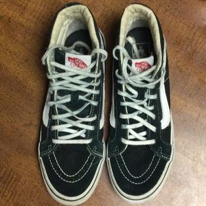 Vans high top men’s size 5, women’s size 6.5